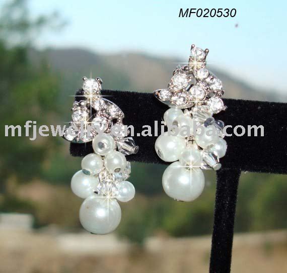 pearl and diamond chandelier earrings. Chandelier pearl white diamond