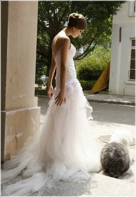 Hot sell bridal wedding dress Lace Appliqued Beading Strapless Backless 