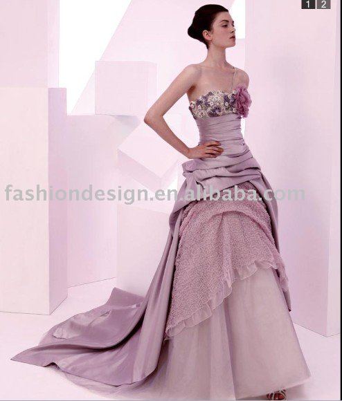 CHS056 Charming Satin purple lace appliques wedding dress