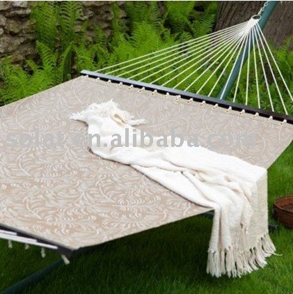 Garden Hammock on Wooden Bar Garden Hammocks Fh 109