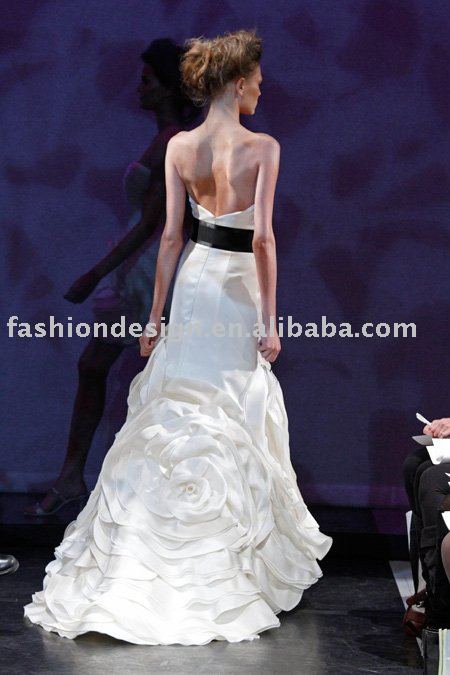 AH112 2011designer strapless big handmade rose satin wedding dress