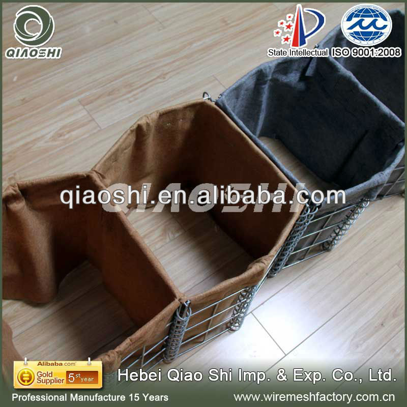 assembly Hesco Bastion with spring linking