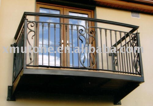 balcony banister