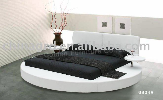 italian round bed photos in wood  Interior Design Ideas