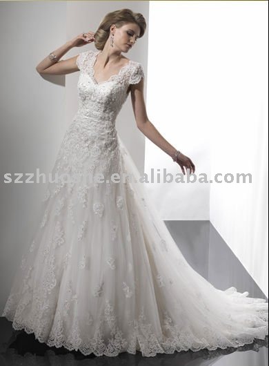new arrival lace bridal gown 2011 DT1619