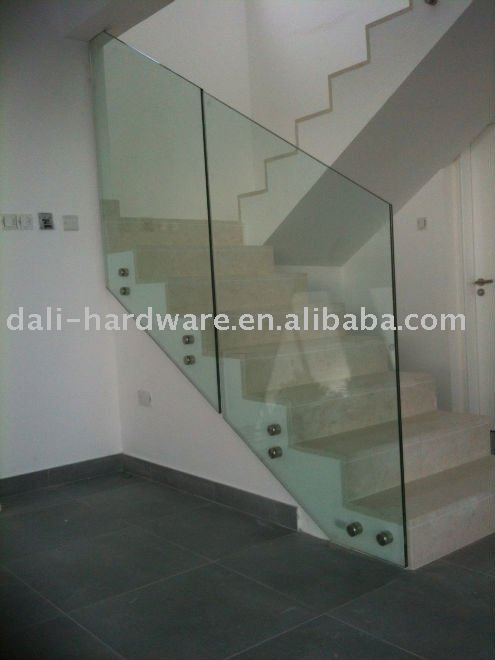 stair glass railing