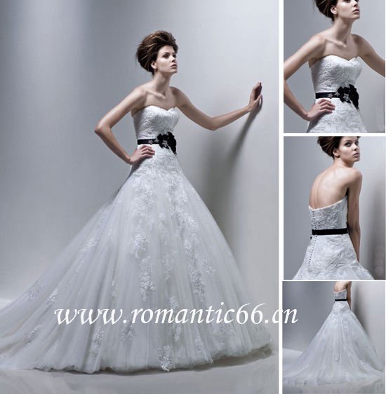Discount puffy tulle black flower bridal gown 2011