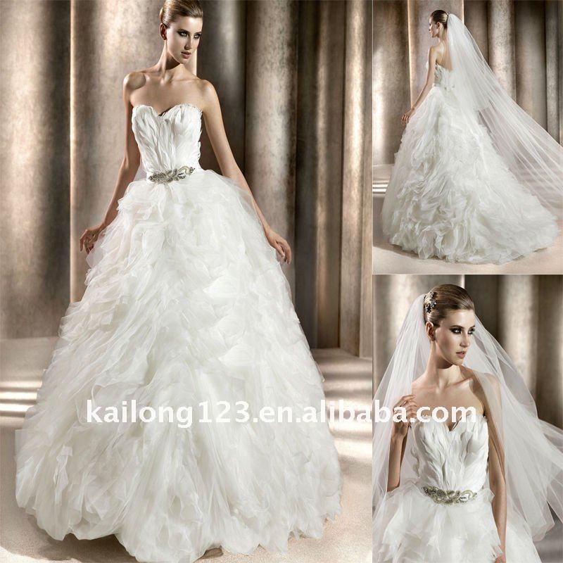 Sweetheart Ball Gown Feathered Ruffled Wedding Dress 2012