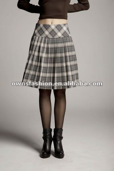 Check Pleated Skirt