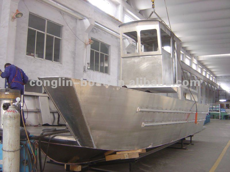 Welded Aluminum Work Boat