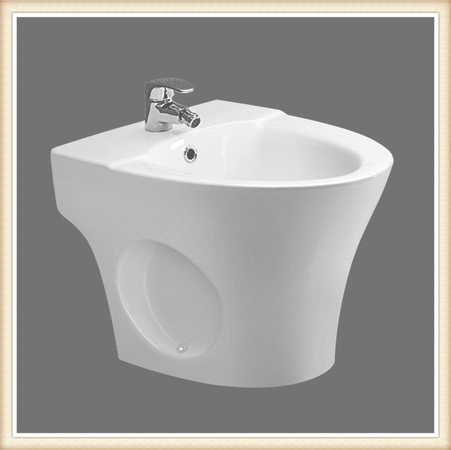 2 way traingle valve with bidet hand