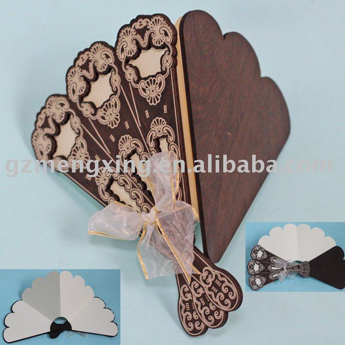 Wooden wedding decoration card with fanshaped outline and fancy patterns