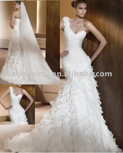 NB319 Elegant Oneshoulder mermaid Bridal Wedding Gown