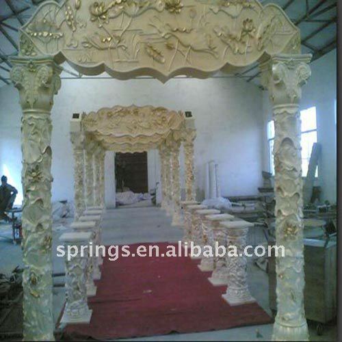 Latest wedding mandap pillars made of fiber