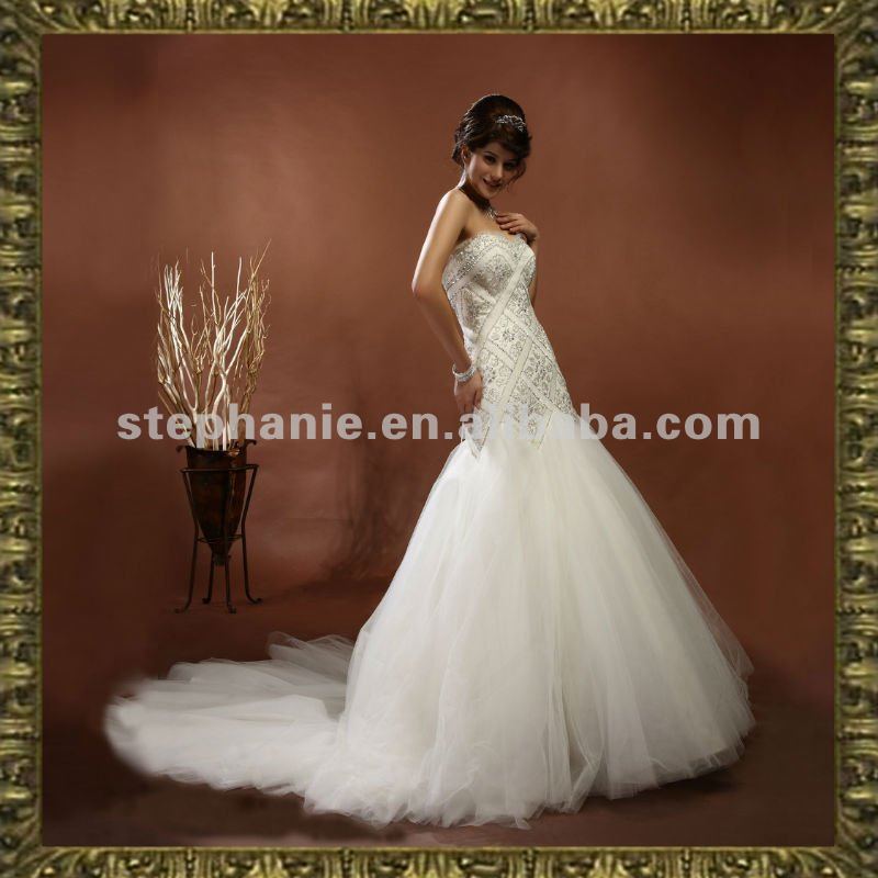  A6058 Guangzhou Stephanie Lace Open Back Wedding Dress