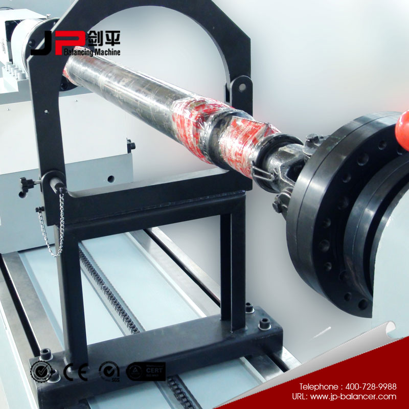 drive shaft balancing machine (PHCW100), View drive shaft balancing