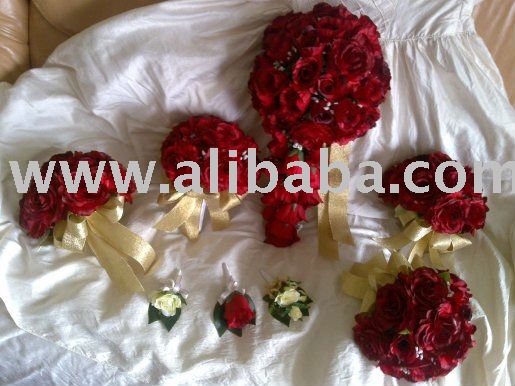 Red Roses Diameentes Bridal bouquets set