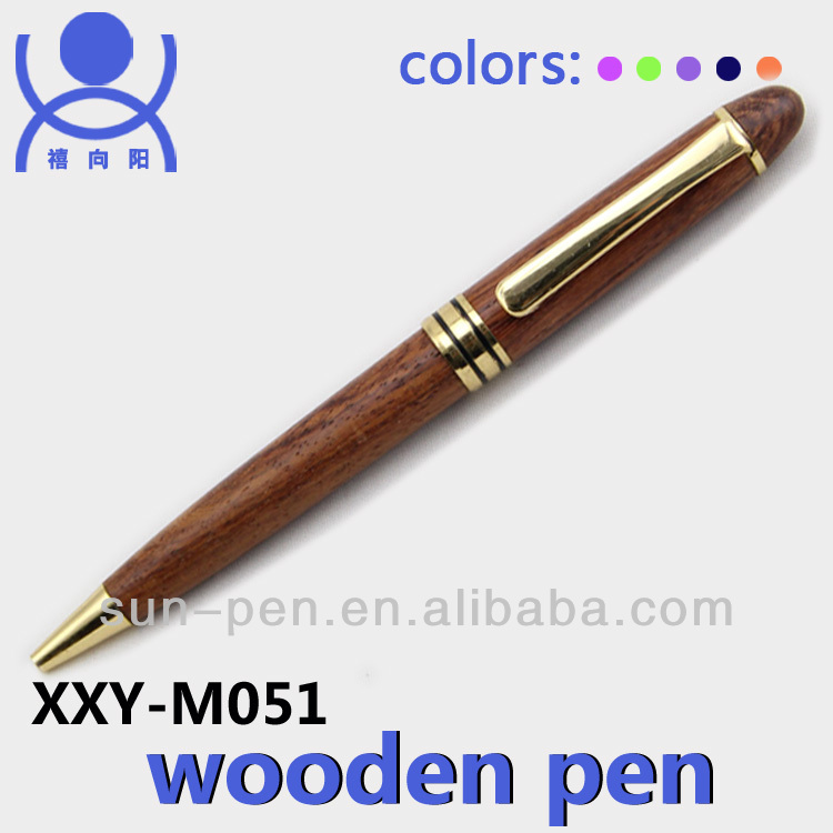 The_twisting_wooden_ballpoint_pen.jpg