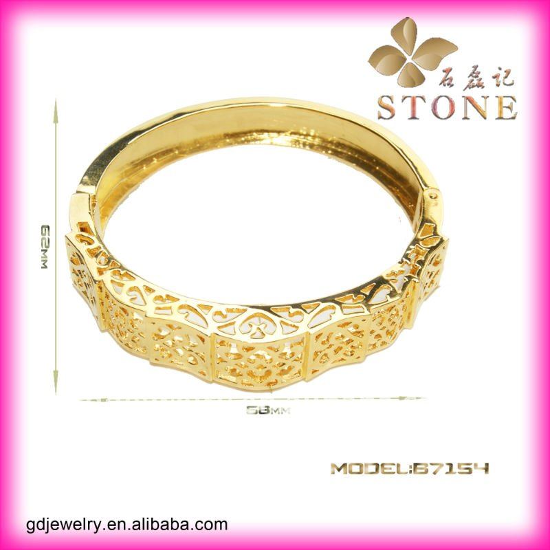 China fashion jewelry 18k gold bangles designs