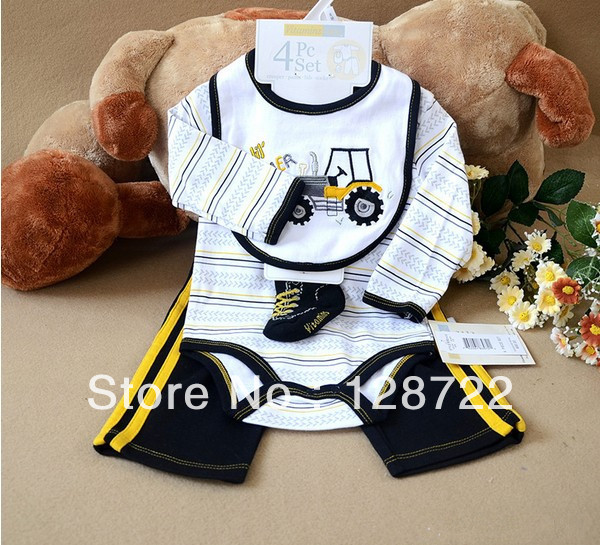 Free shipping! Baby Warm clothing set 4 pcs baby bib,socks,rompers,trousers suit Baby Supplies Newborn Gift Set High Quality(China (Mainland))