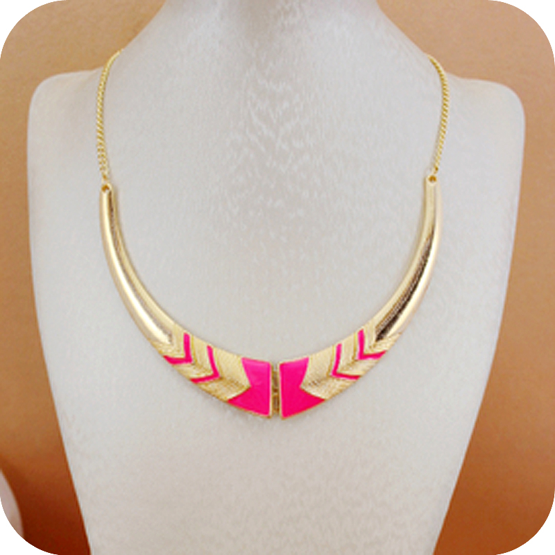 OMH wholesale On0128 fashion accessories vintage short design female collar neon color necklace 30g