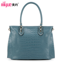 Free shipping new 2013 Emboss cowhide shoulder bag crocodile pattern fashion handbag cross-body bags large