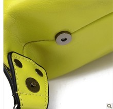 Free shipping new 2013 women s cowhide handbag oil waxing women s leather bags one shoulder