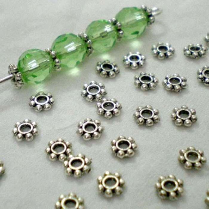 Lots 200pcs Tibetan Silver Daisy Spacer Metal Beads 4mm Jewelry Making Free shippng wholesale