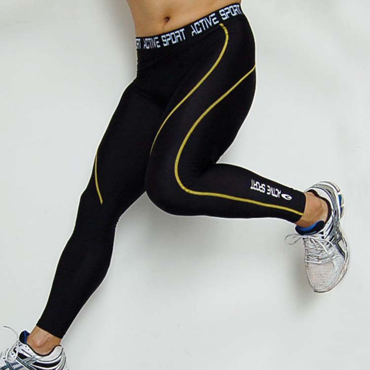 Одежда из Китая востребованный товар, доставка из Китая приносит