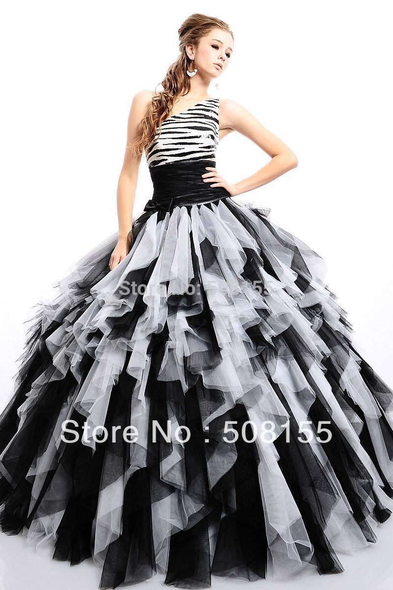 Free Shipping Hot Sale One shoulder White Black Ball Gown Floor Length Tulle Cheap Quinceanera Dress