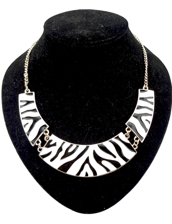 wholesale or Retail gold plated geometry crescent Enamel zebra stripe Necklace women jewlery free shipping
