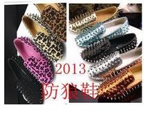 2013 new round flat shoes with flat rivets bus Hedgehog anti- wolf anti stepped large size shoes