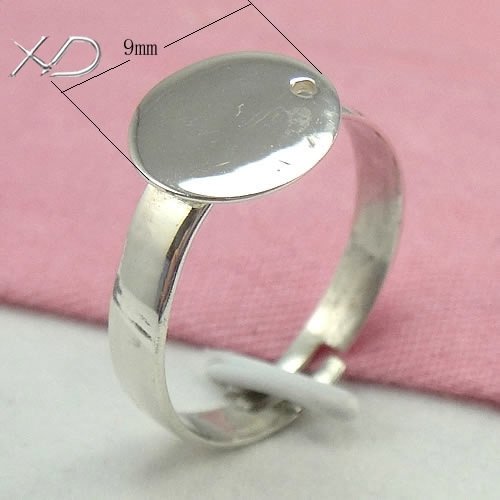 silver-rings-settling-flat-tray-mixture-of-sizes-sterling-silver-rings ...