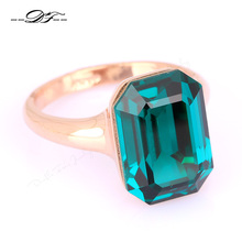 Hot Sale Emerald Big Crystal Elegant Finger Ring Wholesale 18K Gold Plated Fashion Brand Party Jewelry