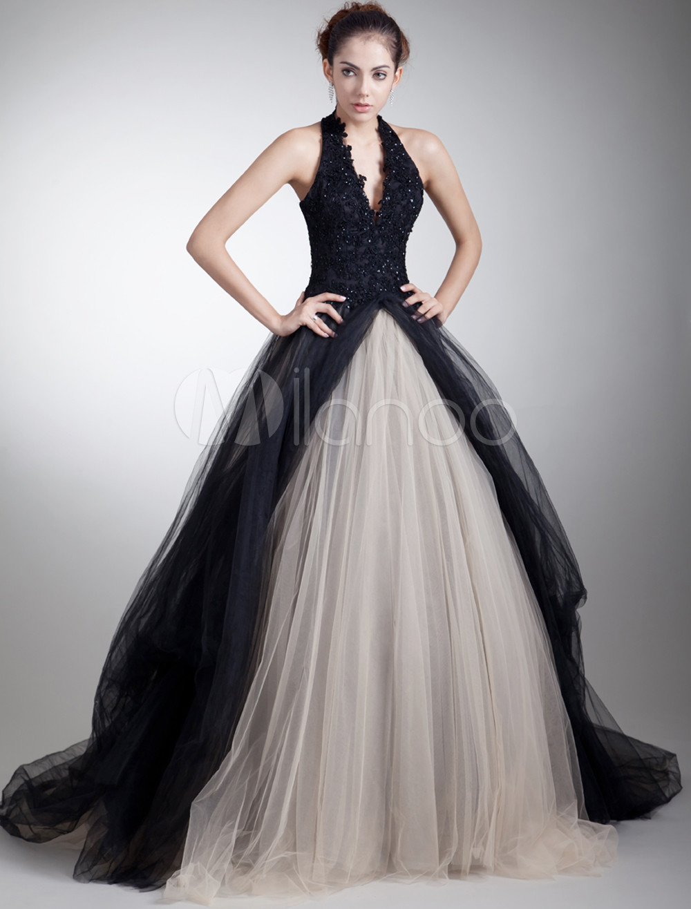 Quinceanera Dresses 2014 Black Champagne Appliques Halter Sleeveless Ball Gowns Floor Length Organza Custom Size
