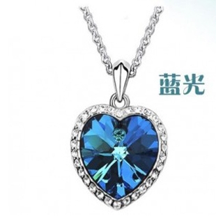 N373 Hot Sales New Parttern Fashion Heart Titanic Heart of Ocean Necklace Pendants Jewelry Accessories Free