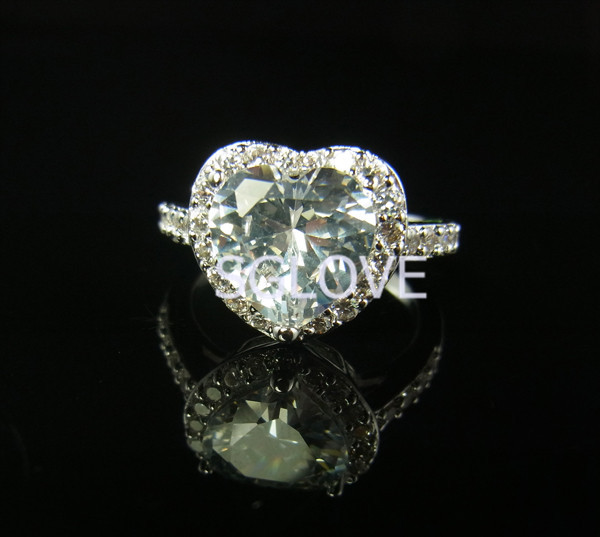 SGLOVE Lord Series 18K Gold Plated Austrian Crystals Bezel setting Heart Crystal wedding rings Wholesale Jewelry