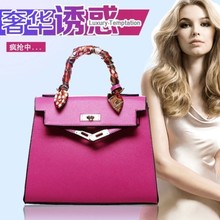 2015 New European Fashion High quality women handbag noble princess small women messenger bags Elegant Pu