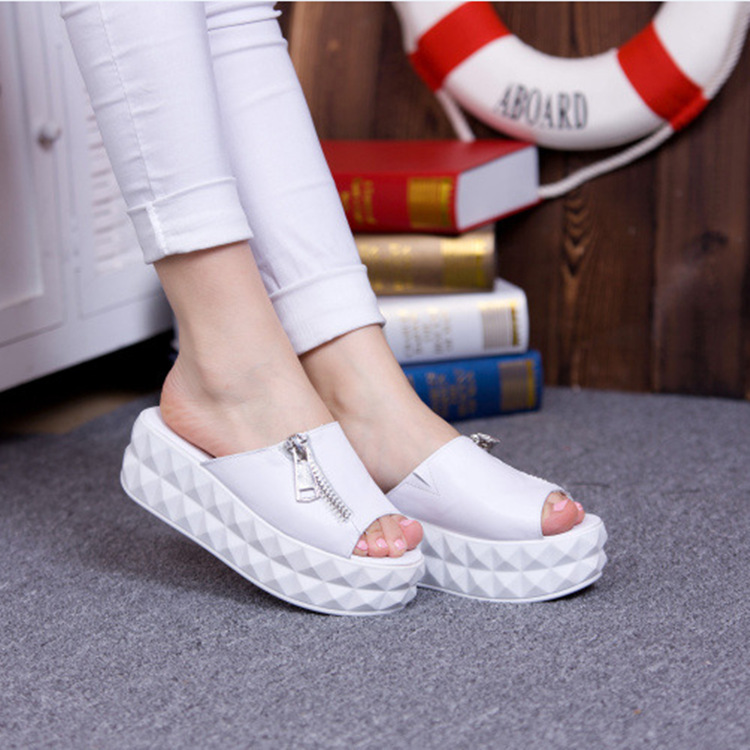 2014 summer new fashion explosion models slope with thick crust muffin sets foot wedges sandals for