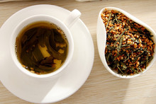 100g Premium Japanese Brown Rice Tea Green Tea Organic Natural Loose Tea Weight loss products rich