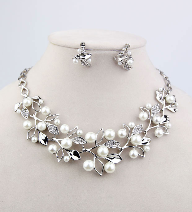 The bride necklace pearl rhinestone alloy accessories necklace earrings marriage accessories wedding accessories