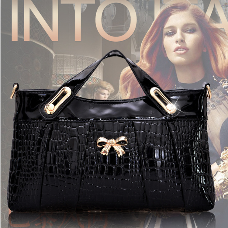 2015 European Fashion Crocodile Pu women handbag Elegant evening bags butterfly women messenger bags noble women