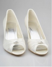 Beautiful Peep Toe Knotted Satin Bridal Shoes