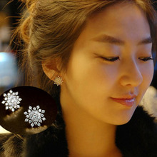 2014 New Arrival Hot Sale Women Charm Jewelry Pair Silver Metal Snowflake Crystal Stud Earring Free