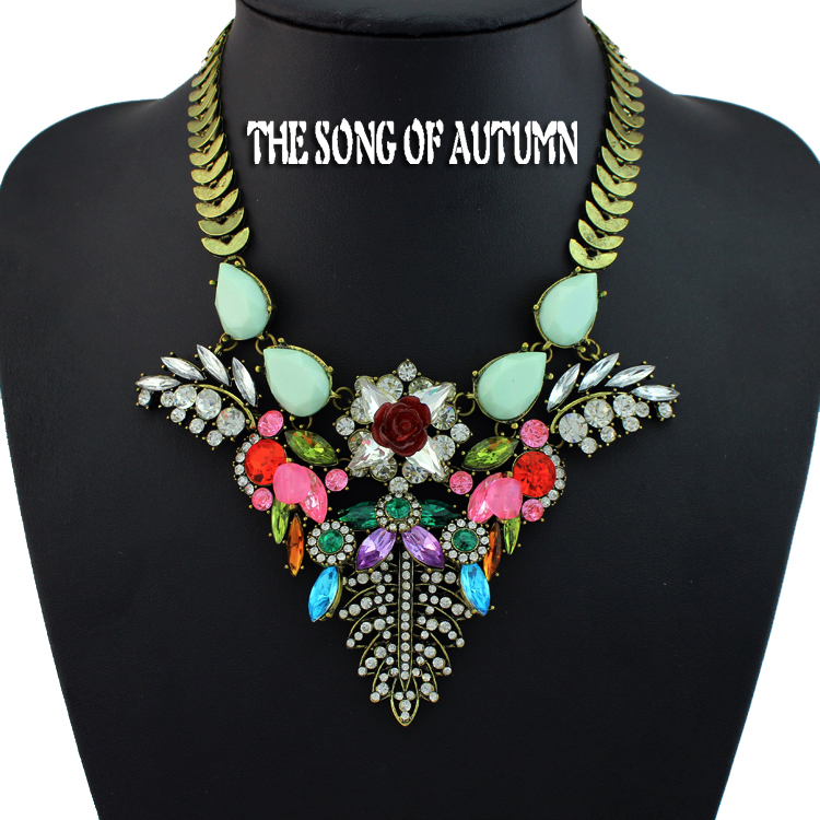 Official-Same-Fashion-Charm-Jewelry-and-High-Quality-Rhinestone-Resin-Flower-Woman-Statement-Pendants-Necklaces.jpg