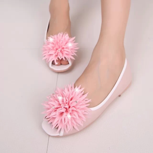 Mushroom rhinestone flower flat heel open toe single shoes sweet sandals flat female shoes