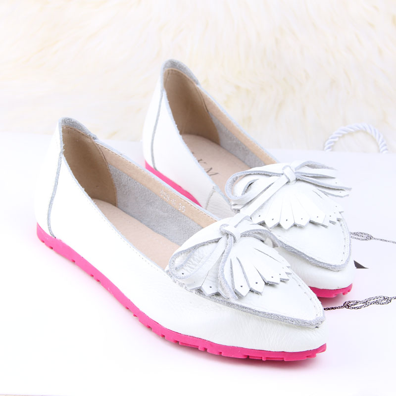 2014 spring shoes genuine leather pointed toe tassel shallow mouth flat bottomed single shoes women s