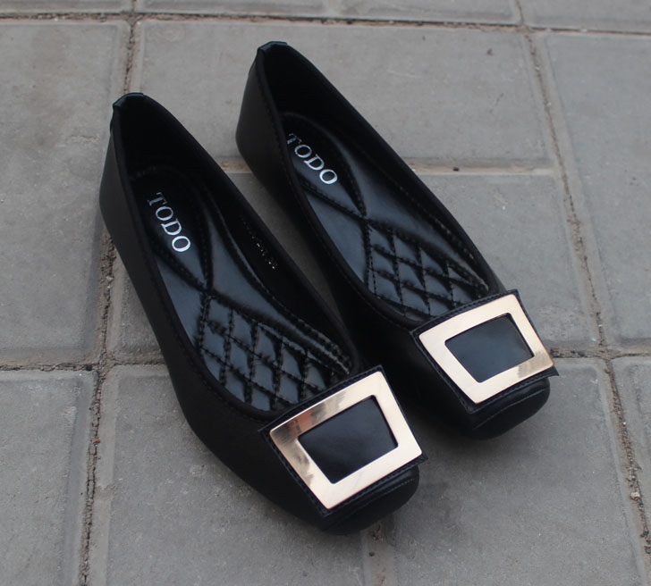 Fashion elegant casual street fashion square toe flat soft surface comfortable plus size shoes 42