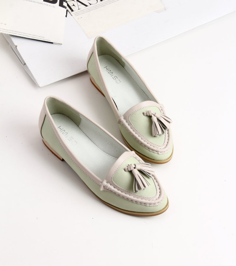 Fresh pointed toe spring japanned leather flat bottomed single shoes flat heel women s shoes shallow