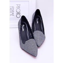 2014 spring and summer low-heeled shoes fashion thin all-match houndstooth pointed toe single shoes magazine